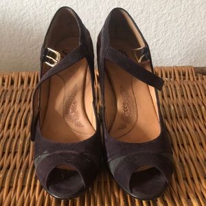 Women’s pump, open toe